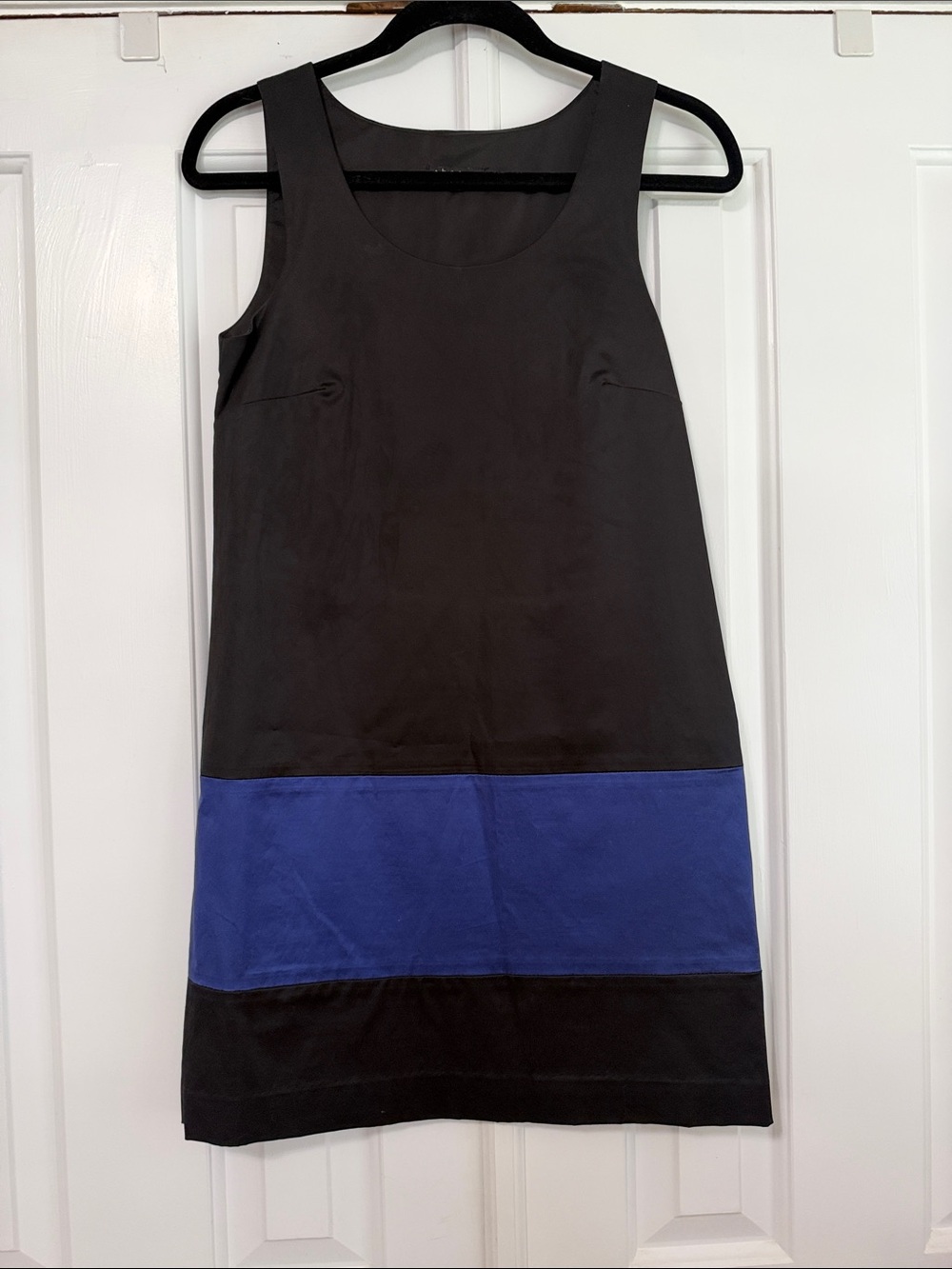 Theory Sleeveless Colorblock Shift Dress - Black & Blue